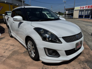 2015 Suzuki Swift RS – Low Mileage, Fresh Service & One Owner