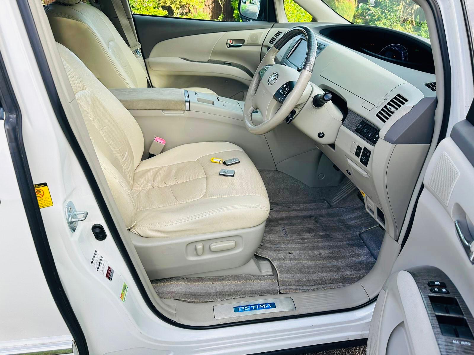 Toyota Estima 2014 Hybrid Low Mileage