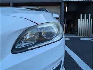 2015 Volvo V60 T4 Luxury Edition – Pearl White | 1.6L Turbo | Automatic