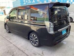 2015 Honda Step WGN Spada Z Cool Spirit – Black | 2.0L | Dual Power Sliding Doors