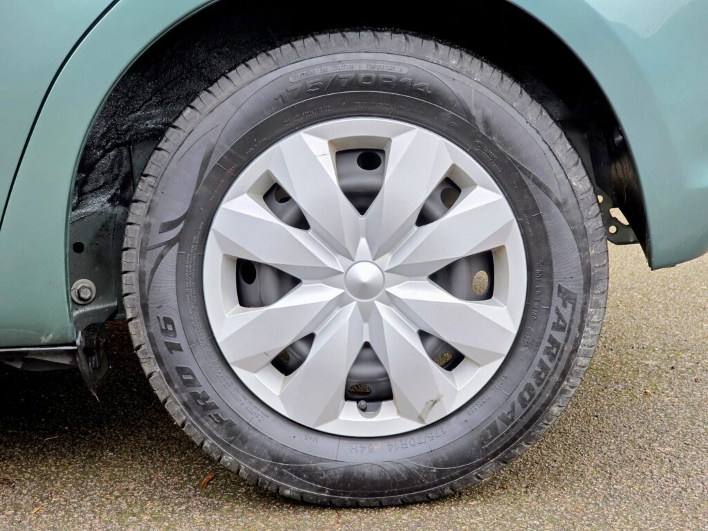 Toyota Yaris 2016 Trend VVT-I 5 Door