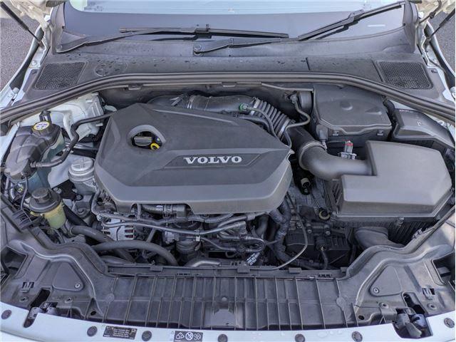 2015 Volvo V60 T4 Luxury Edition – Pearl White | 1.6L Turbo | Automatic