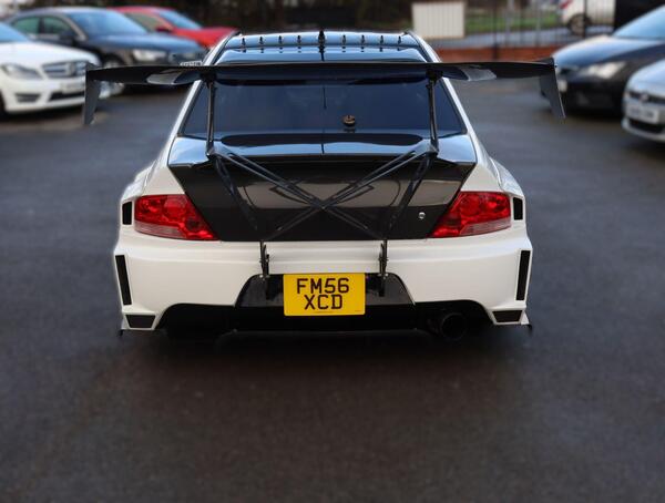 Mitsubishi Lancer 2.0 EVO IX MR FQ-360 4dr