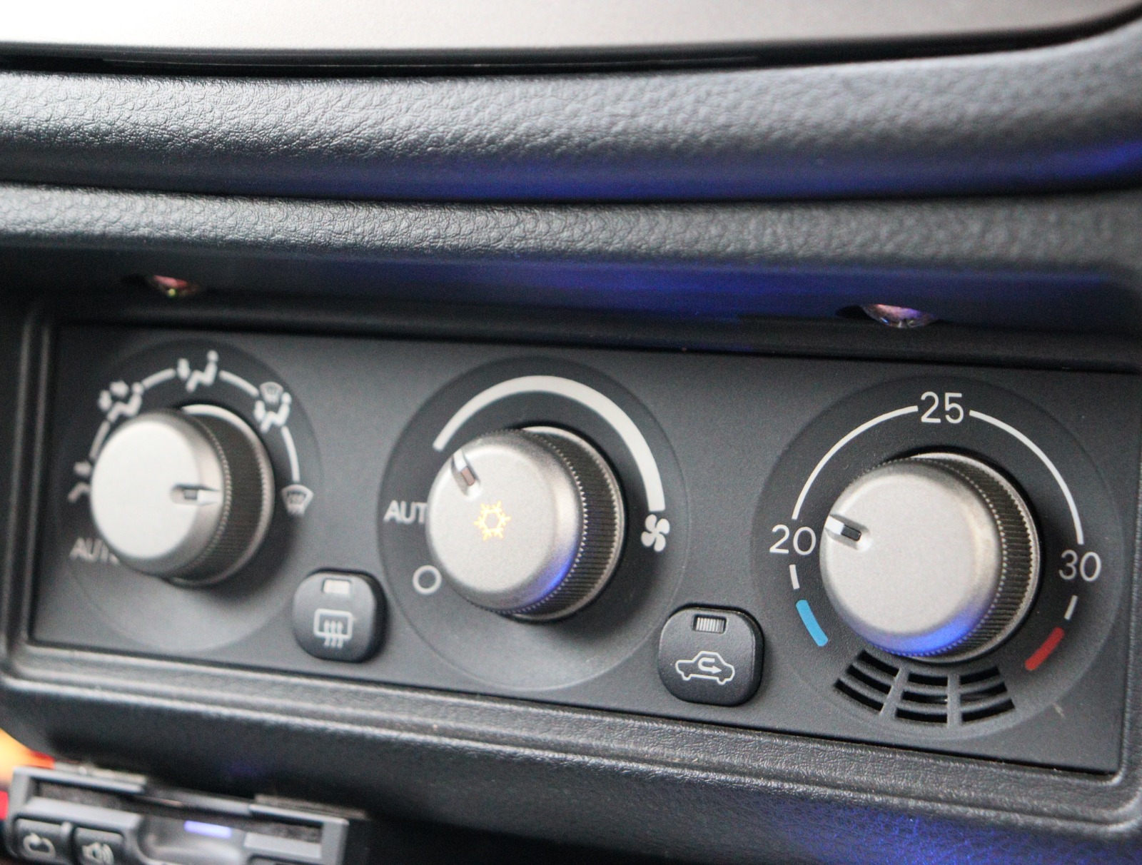 Mitsubishi Lancer 2.0 EVO IX MR FQ-360 4dr