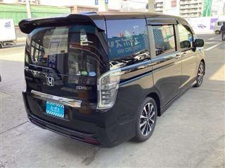 2015 Honda Step WGN Spada Z Cool Spirit – Black | 2.0L | Dual Power Sliding Doors