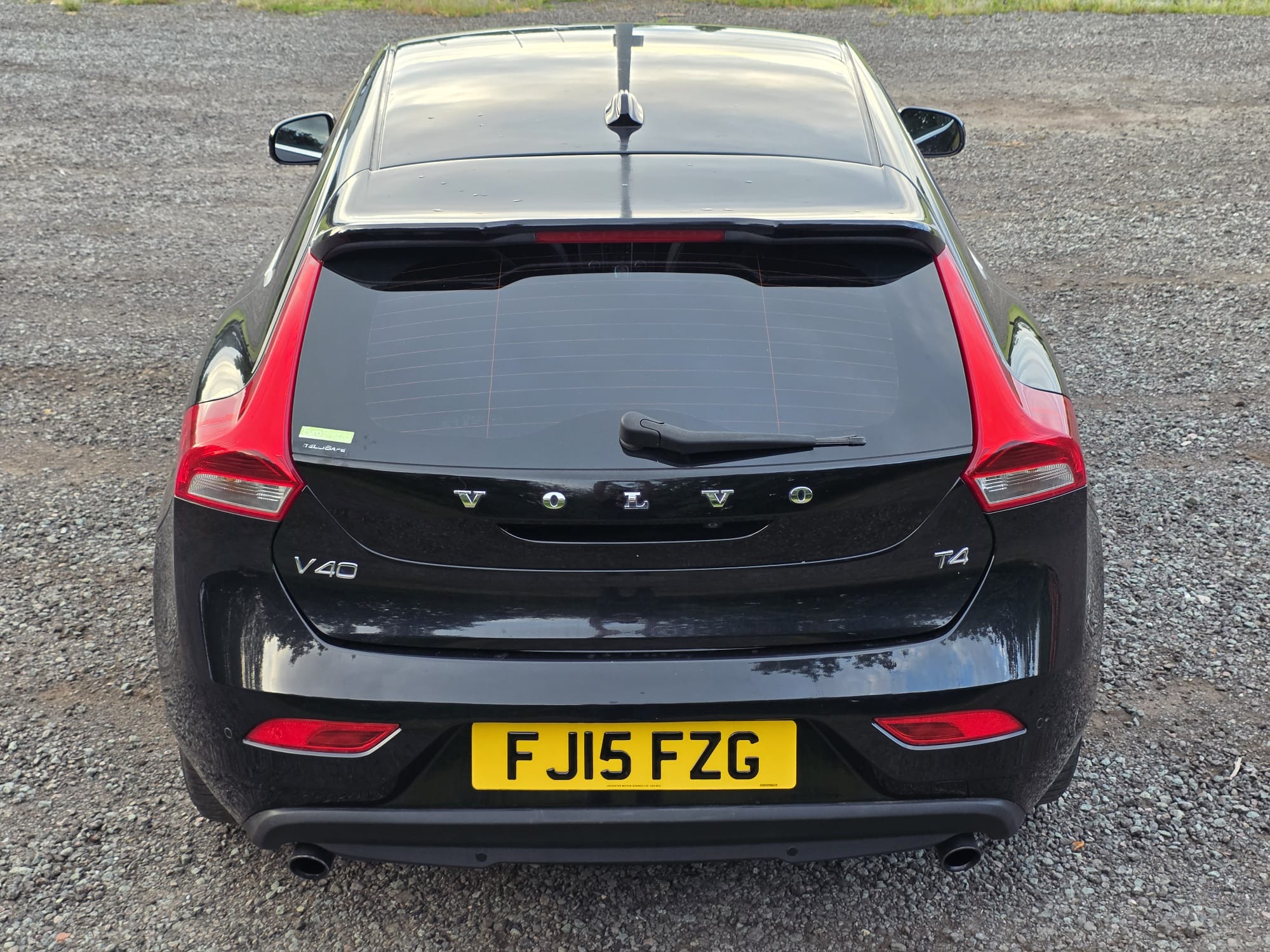 Volvo V40 T4 Black
