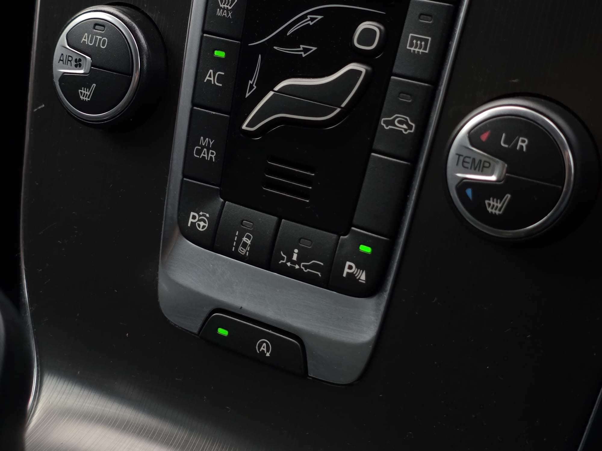Volvo V40 T4 Black