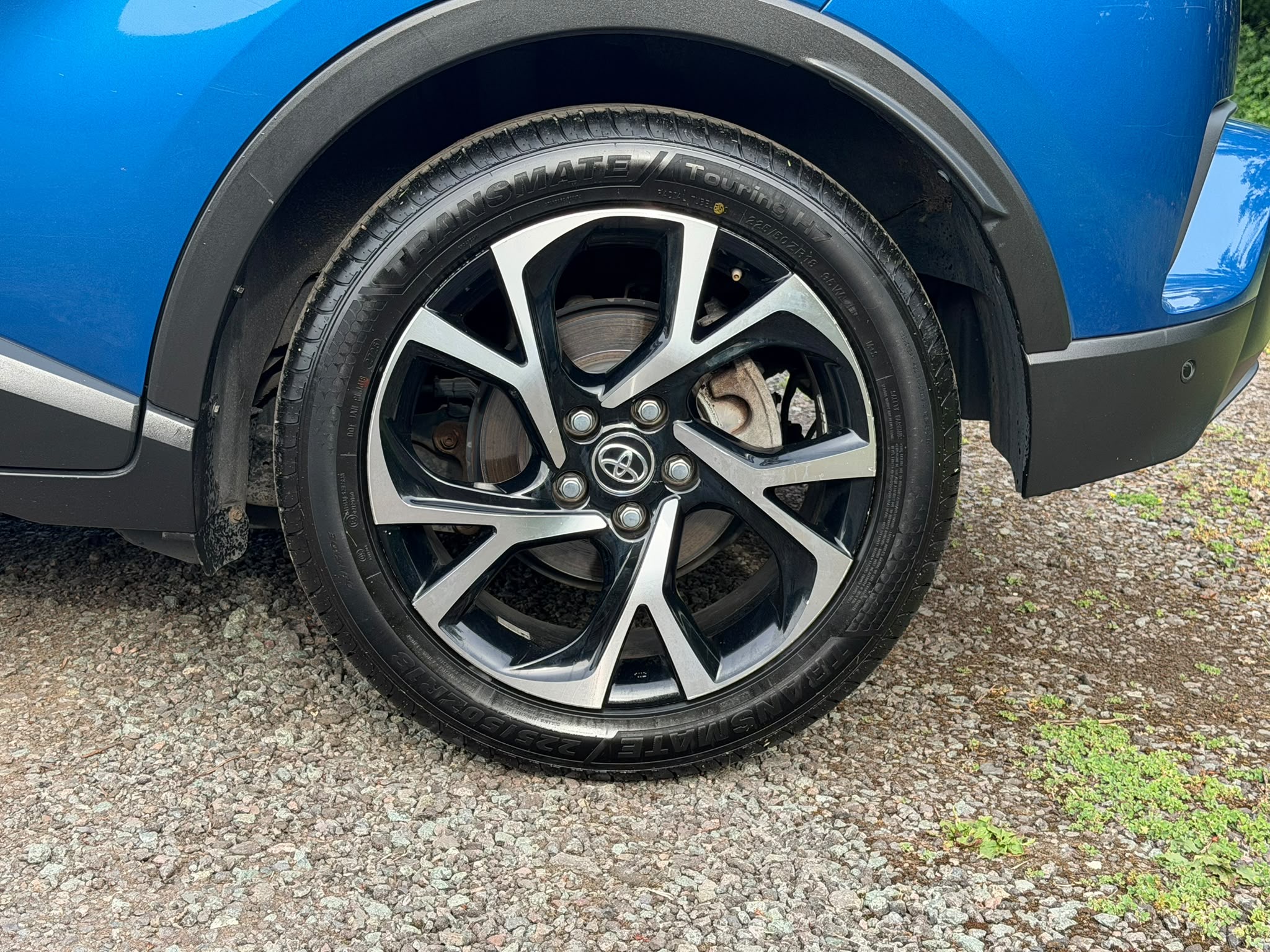 Toyota C-HR Hybrid 2017 1.8