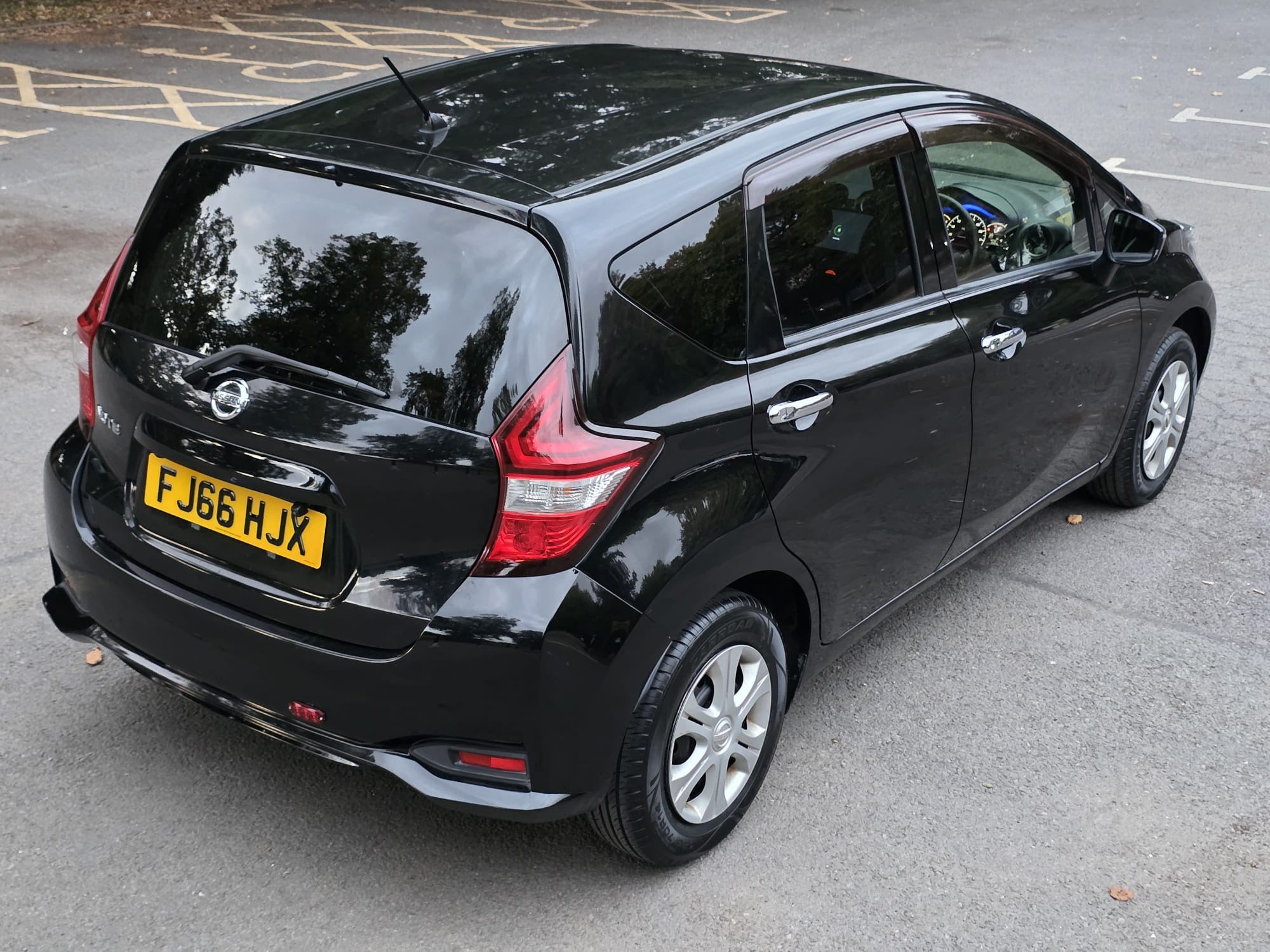 2016 Nissan Note 1.2 DIG-S Tekna Hatchback 5dr Petrol CVT Euro 6 (s/s) (98 ps)