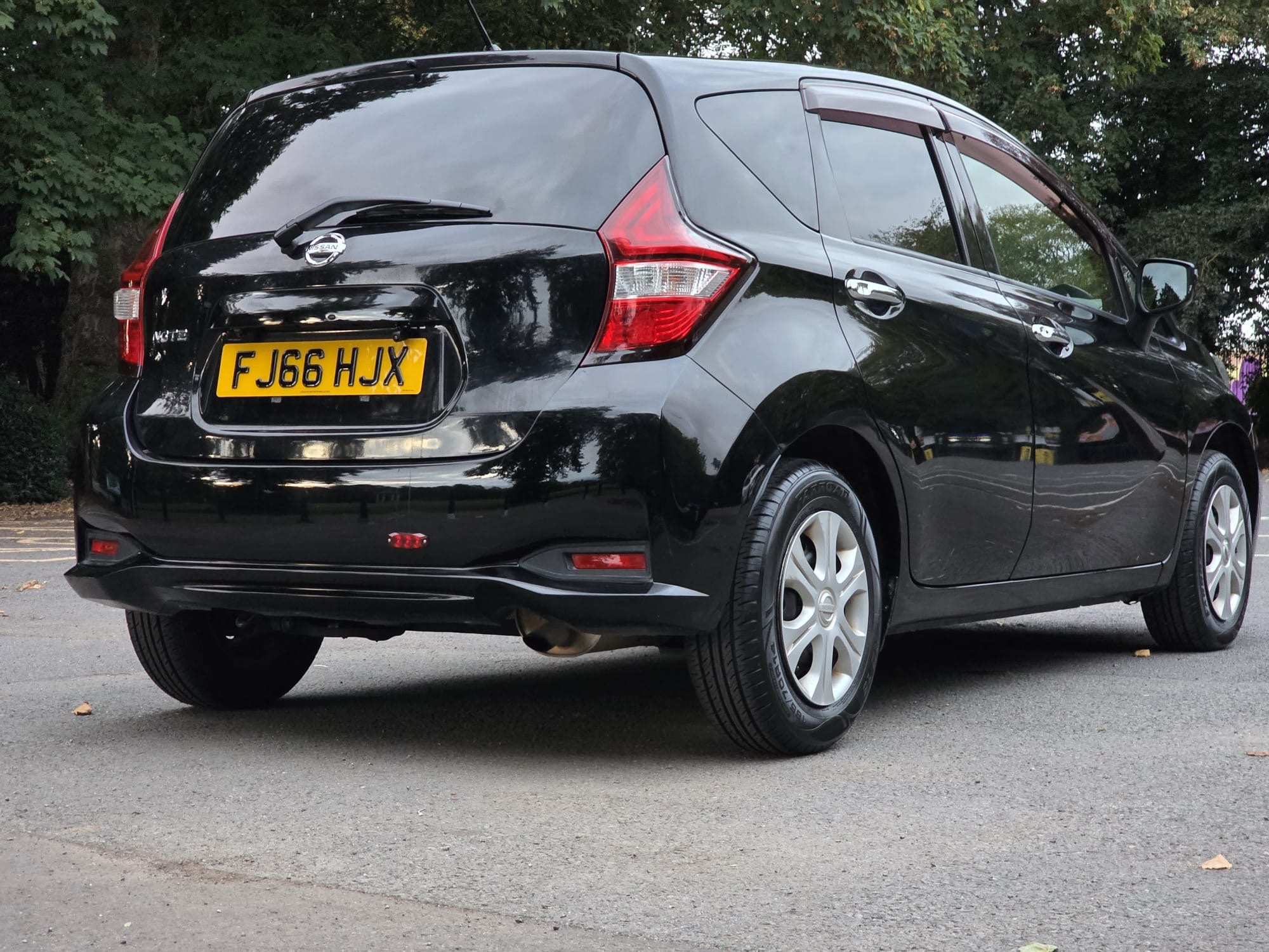 2016 Nissan Note 1.2 DIG-S Tekna Hatchback 5dr Petrol CVT Euro 6 (s/s) (98 ps)
