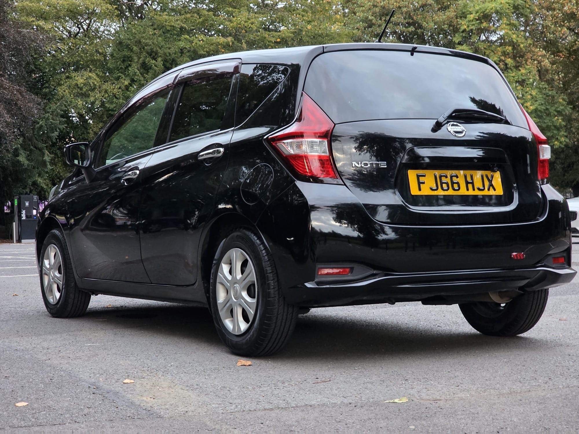 2016 Nissan Note 1.2 DIG-S Tekna Hatchback 5dr Petrol CVT Euro 6 (s/s) (98 ps)
