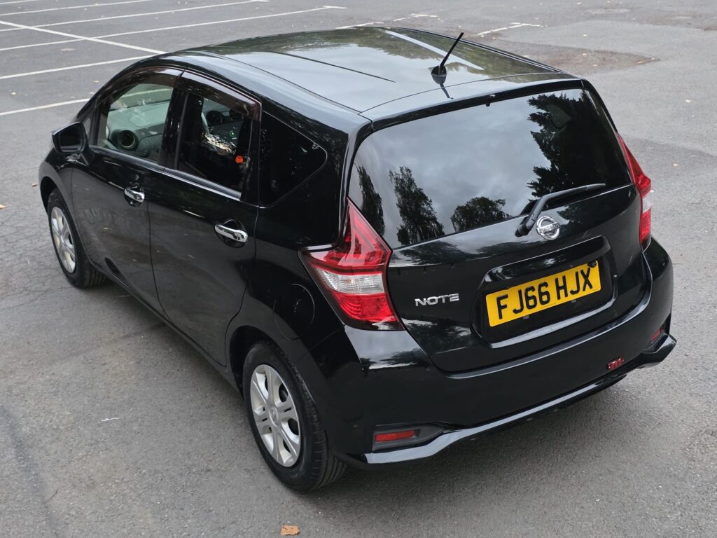 2016 Nissan Note 1.2 DIG-S Tekna Hatchback 5dr Petrol CVT Euro 6 (s/s) (98 ps)